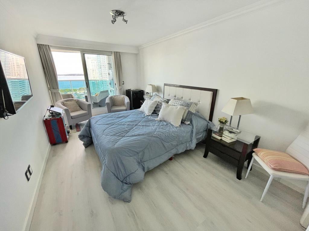 Hermoso apartamento con vista al mar en Playa