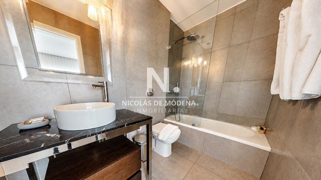 Penthouse de 3 dormitorios en venta en Torre Yoo