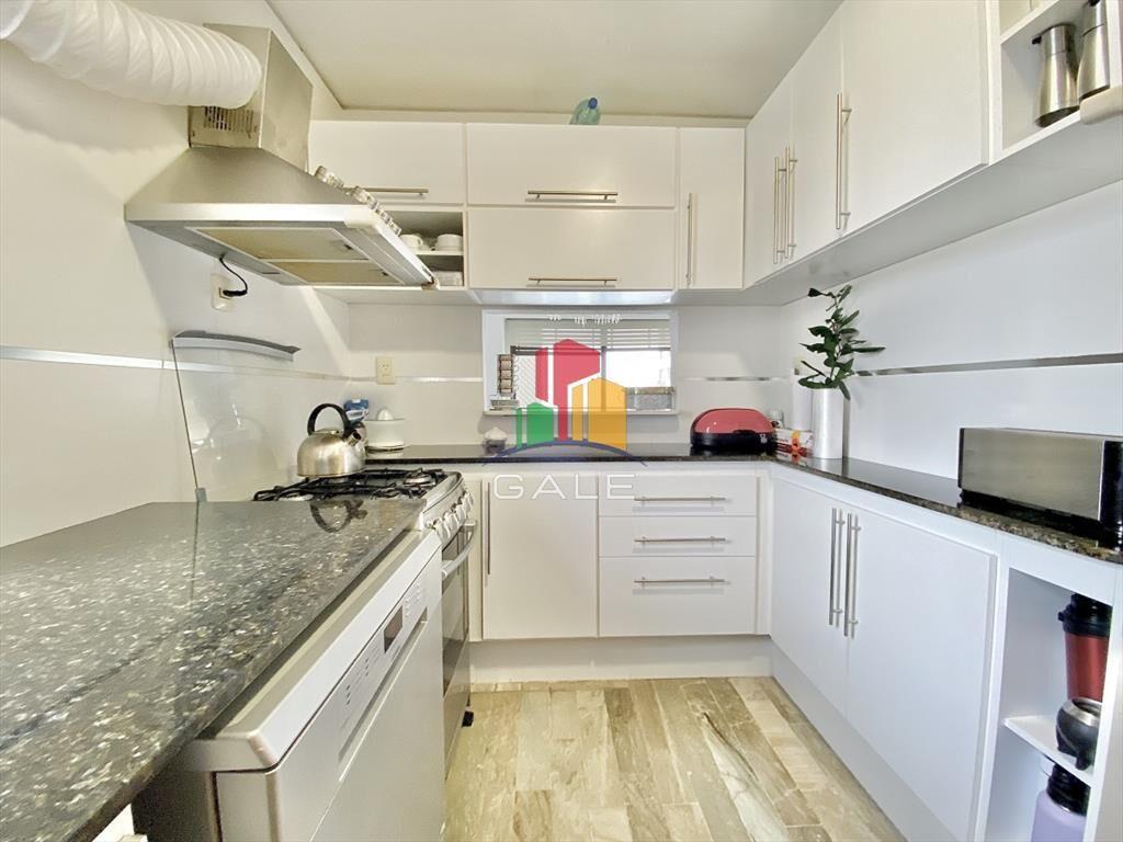 Apartamento en Brava, 3 dormitorios *