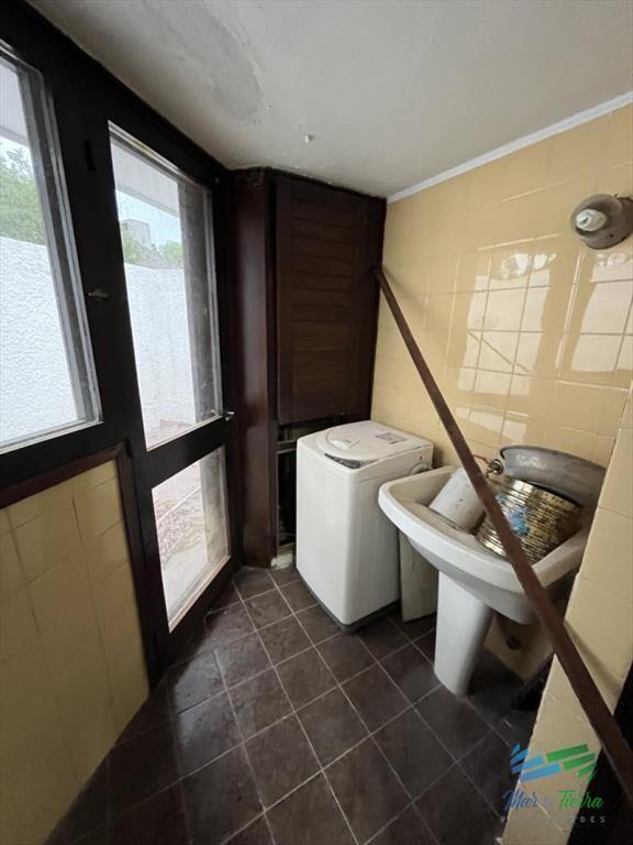 En venta casa 5 dormitorios y piscina, Cantegril,