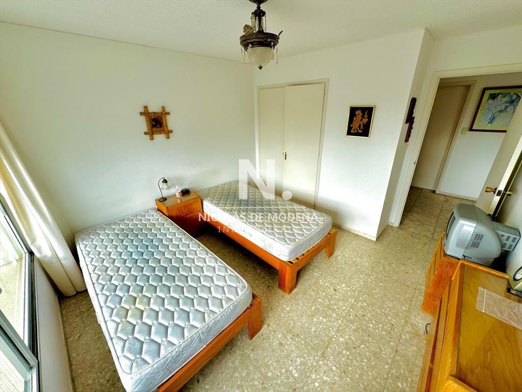 Apartamento en Peninsula, 1 dormitorio y medio