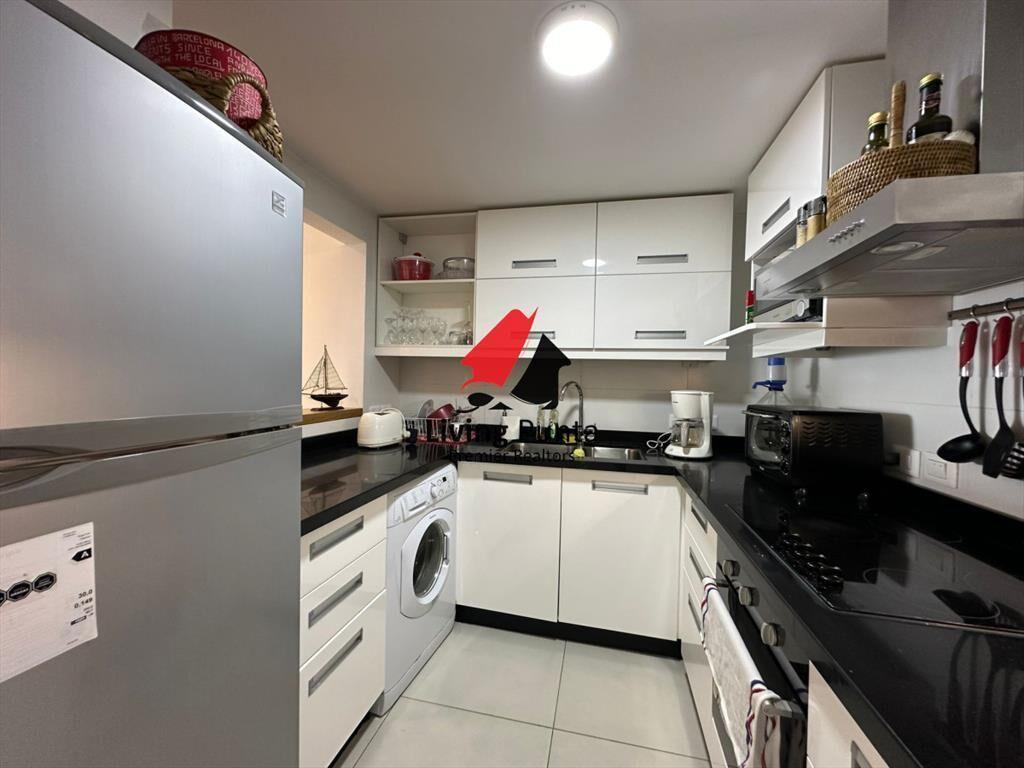Vende departamento en Azure tower, playa mansa de