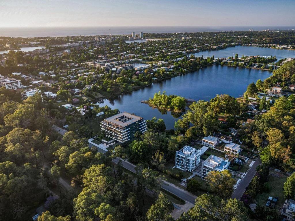 Venta de apartamento de 3 dormitorios en Grou Aruma, Parque