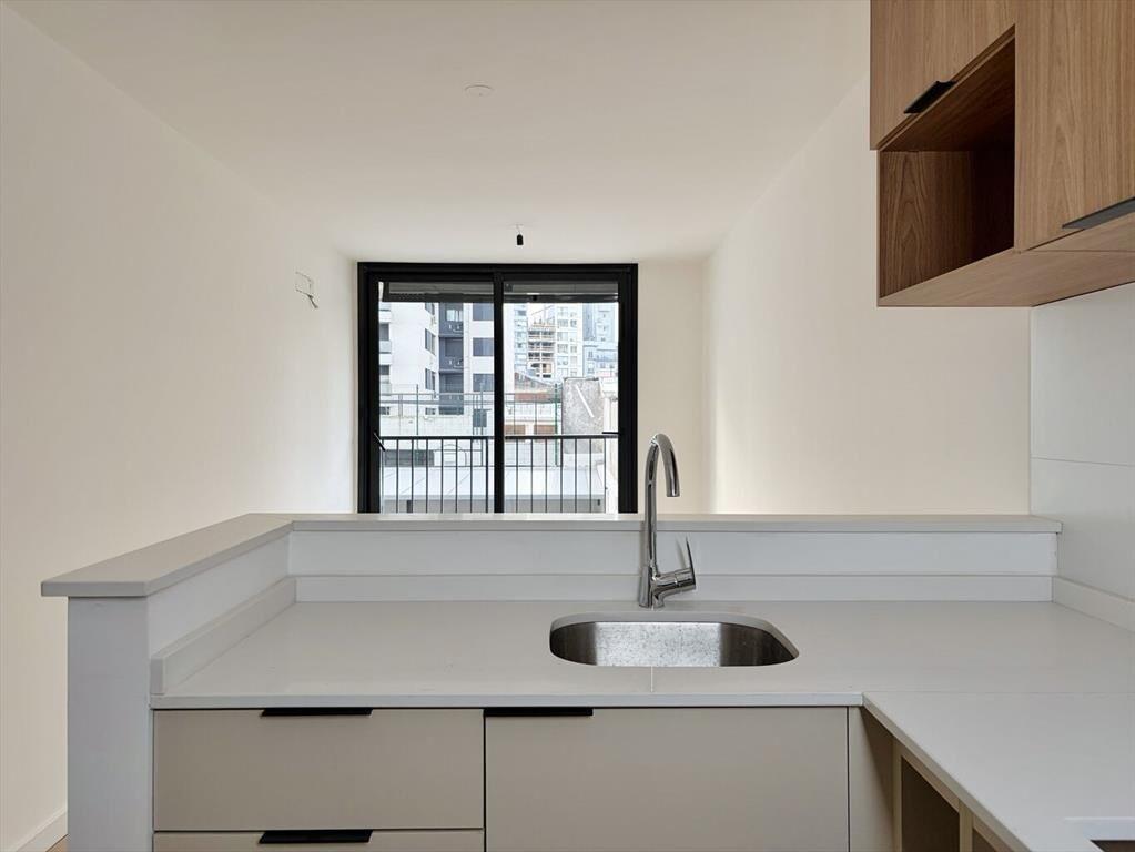 Apartamento en venta de 1 dormitorio con vestidor a estrena