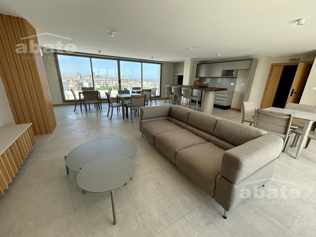 Alquiler apartamento de 1 dormitorio con patio - Punta Carr