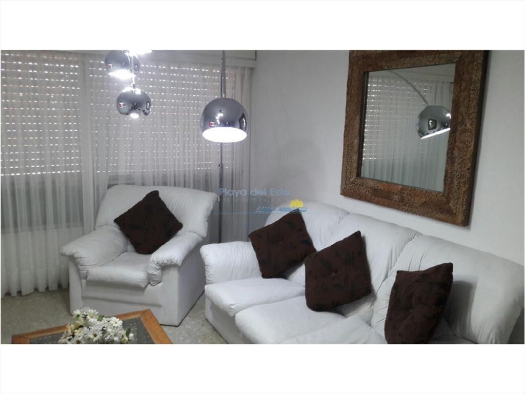 Apartamento en Peninsula, 3 dormitorios *
