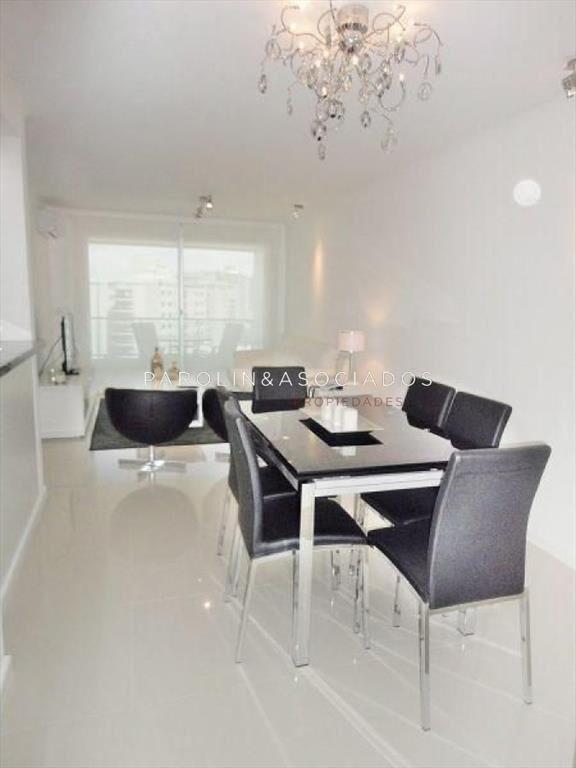 Apartamento en venta de 2 dormitorios cerca del