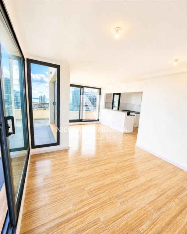 Vende impecable apartamento de 2 dormitorios con