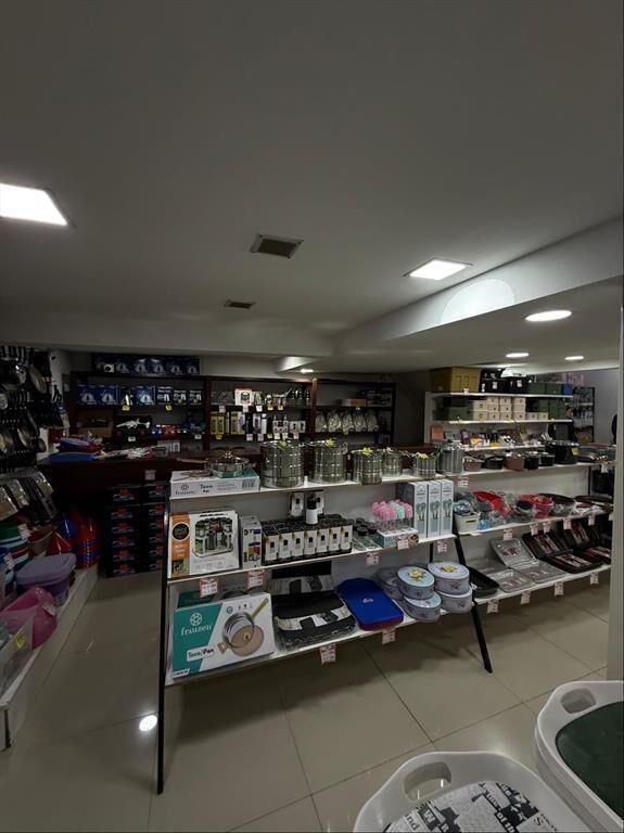 VENTA Local comercial de 240m2 en Perez Castellanos