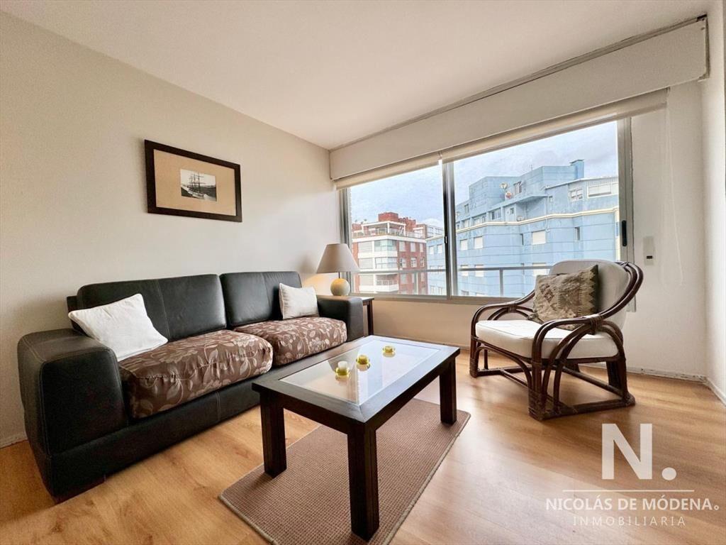Apartamento de 2 dormitorios con vista al mar en Península