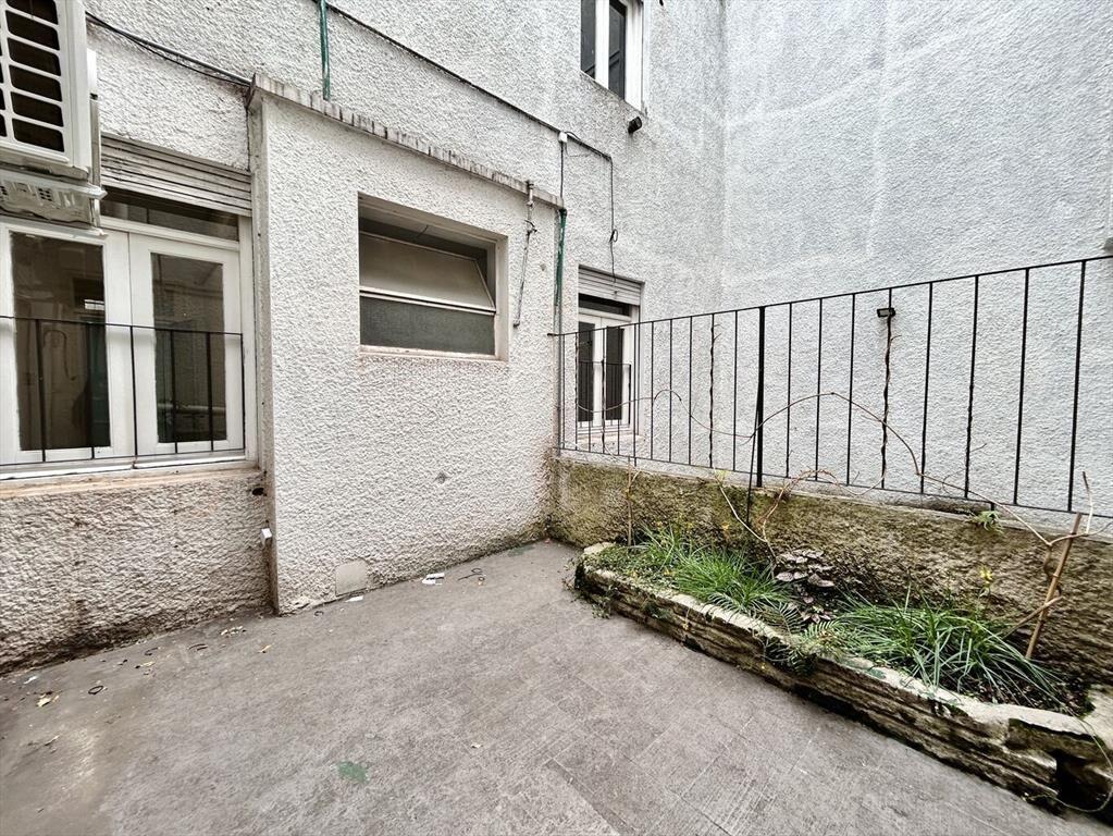 Venta casa 840metros limite entre pocitos y parque rodo