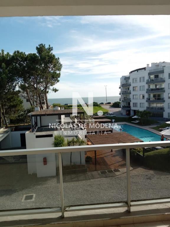 Excelente apartamento en complejo frente al mar!!
