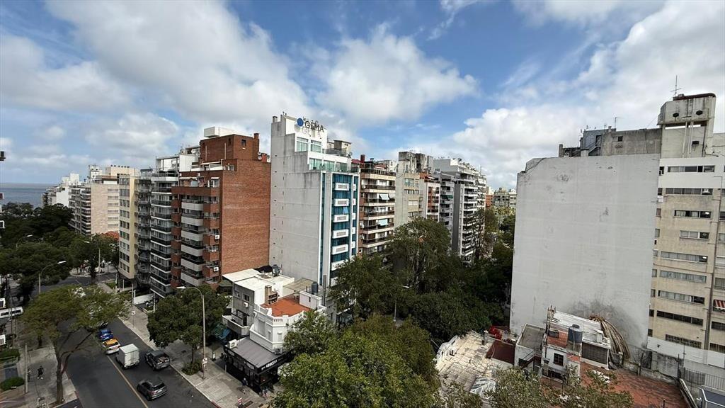Apartamento -21 de setiembre y Berro, 80m2 equipado! Gran t