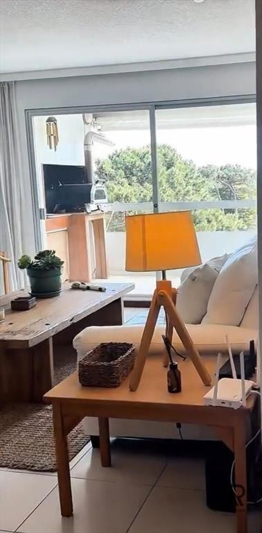 Apartamento en alquiler temporario c/ cochera en Cantegril