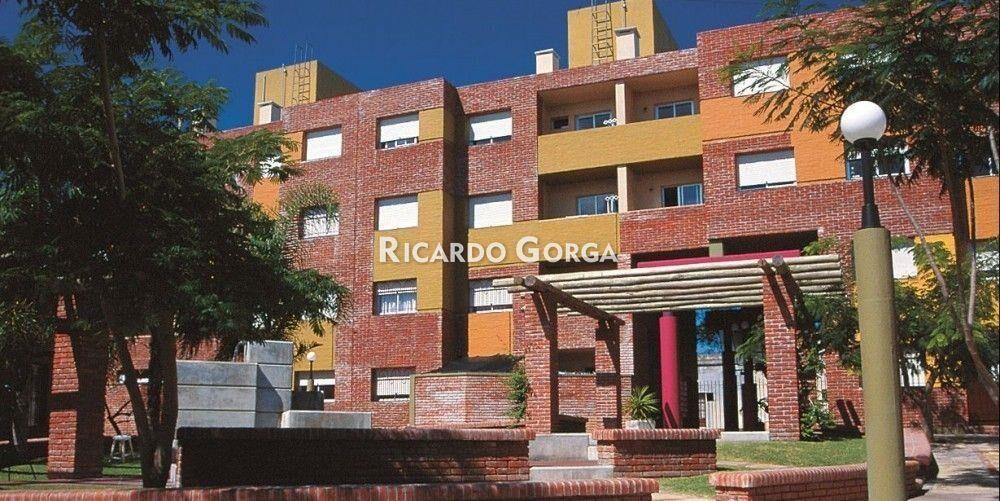 Apartamento en Venta CON RENTA de 3 dormitorios 2 baños ...