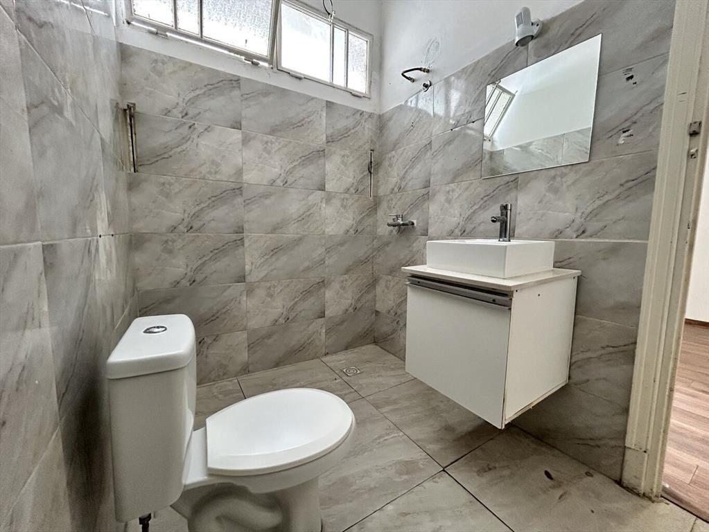 Venta local comercial y oficinas – Padrón único – Bv. Artig