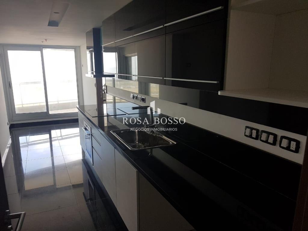 VENTA, Apartamento, 3 dormitorios, Playa Brava,