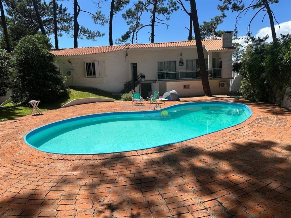 Casa en Alquiler en Punta del este de 6 , San ,
