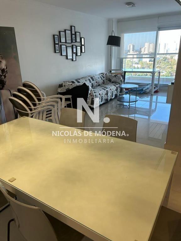 Vende apartamento en Mansa de 2 Dormitorios.