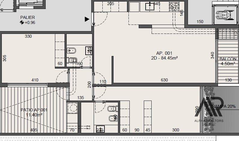 Apartamento de 2 dormitorios, con balcón y patio en Malv...
