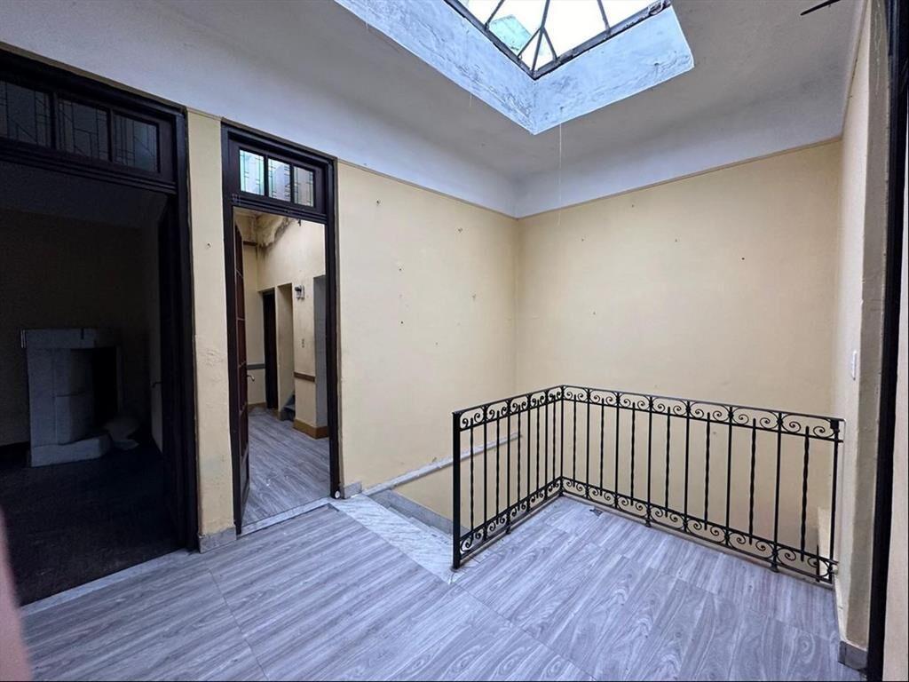 Venta local comercial + casona de altos Prox Barrio Reus