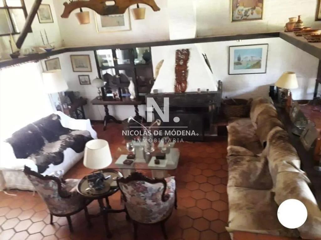 Hermosa casa en venta, Pinares Punta del este