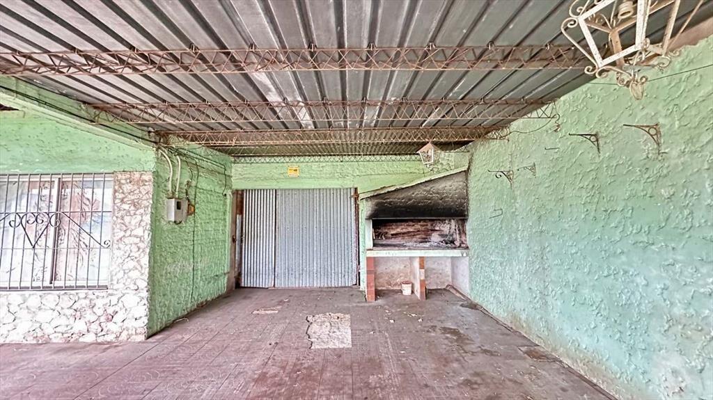 VENTA CASA COSTANERA CON JARDÍN