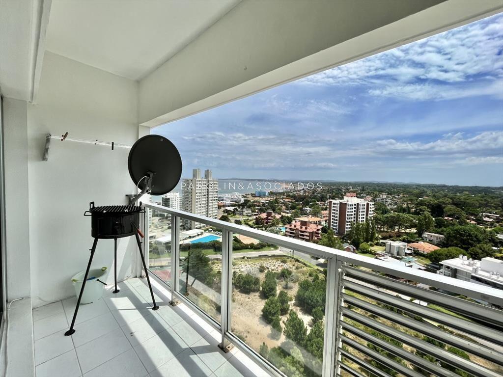 Apartamento en venta en Mansa, Punta del Este.
