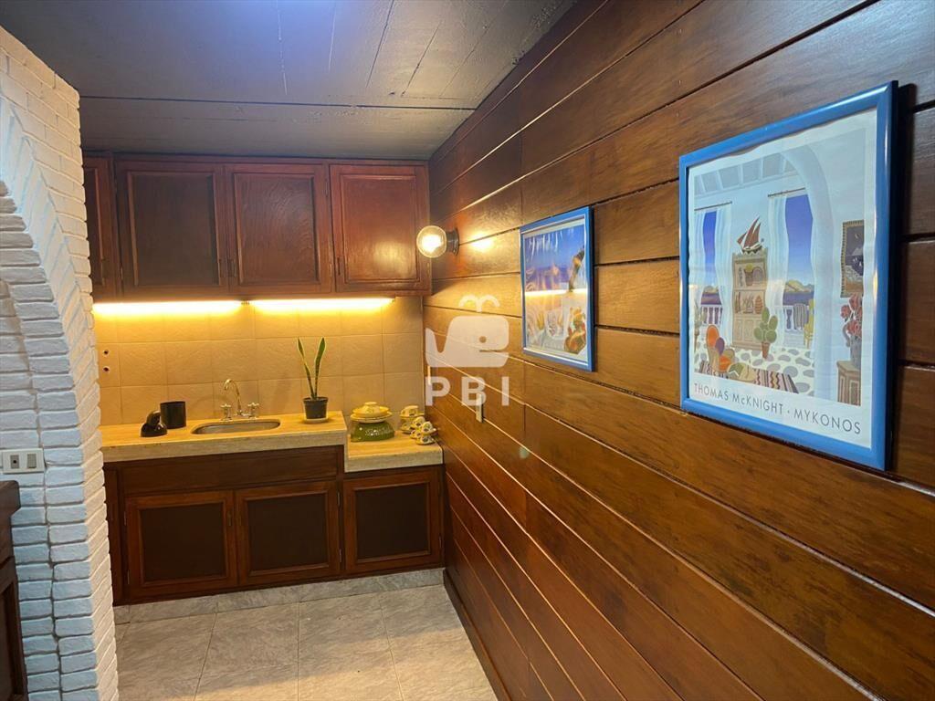 Venta casa 5 dormitorios, Playa Mansa - Ref :