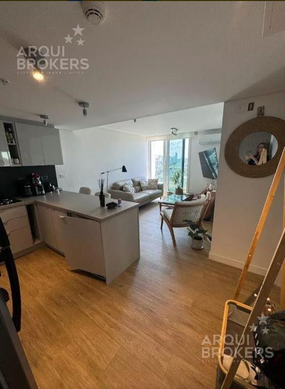 Apartamento de 2 dormitorios en venta en Pocitos