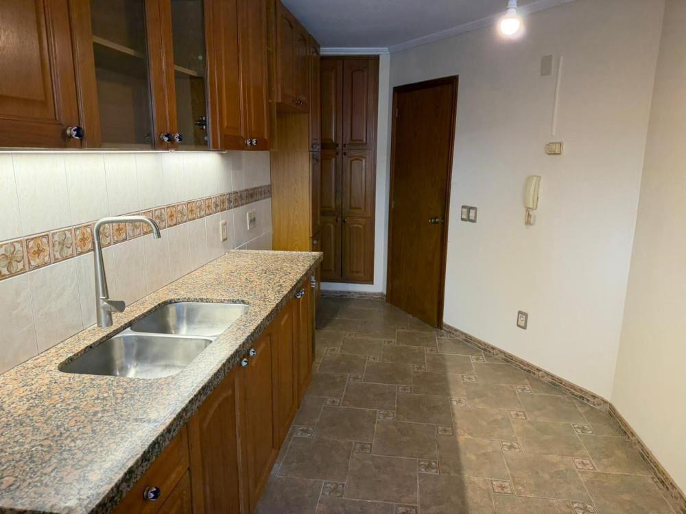 Alquiler apartamento 2 dorm en Pocitos, prox. a Rambla