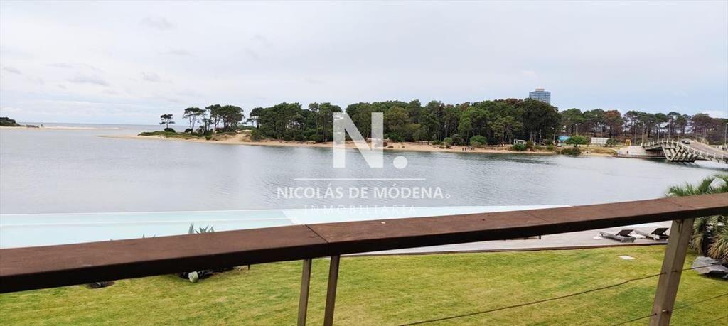 Venta Apartamento 4 dormitorios en La Barra con