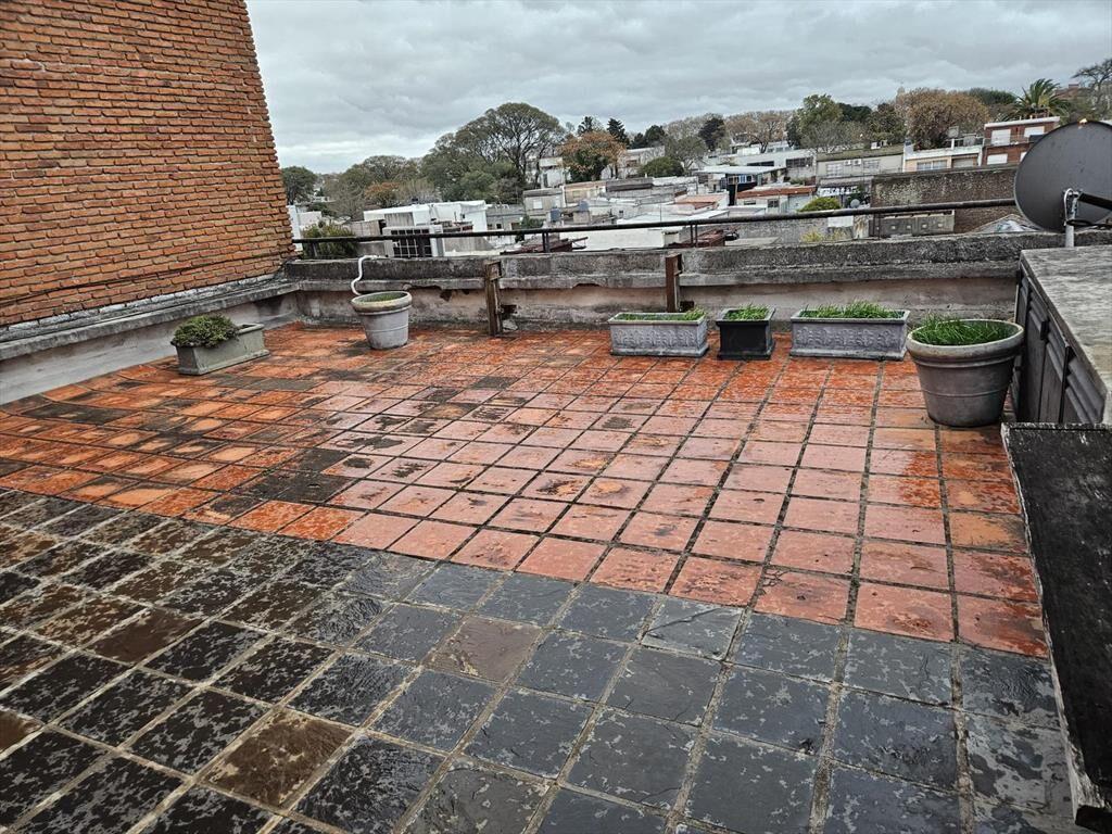 Prox Agraciada, gran edificio para oficinas, 295 m2 !