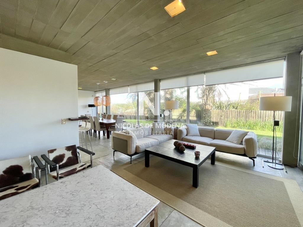 Venta Casa 5 dormitorios 4 baÃ±os - Vista al Mar