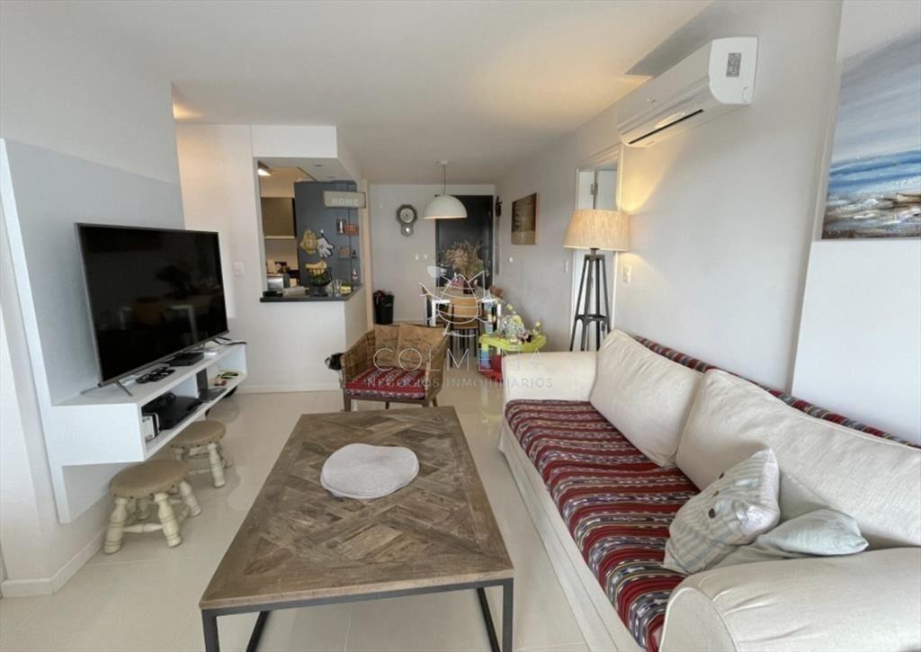Apartamento en la Brava - Codigo 5382
