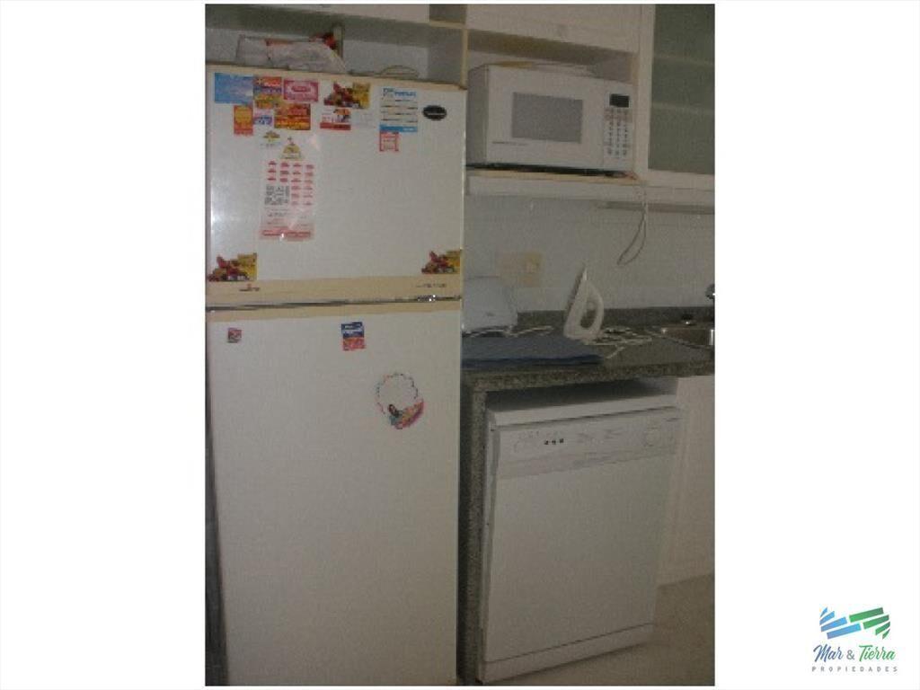 Apartamento de 3 dormitorios con vista al mar del