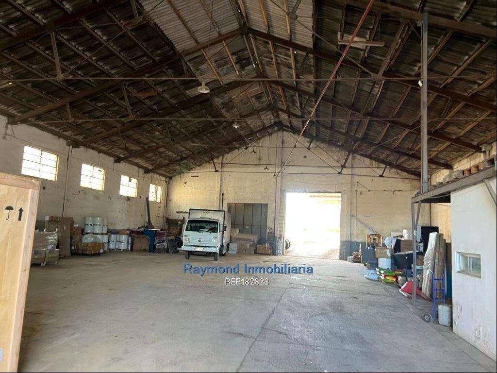 ALQUILER Local + Explanada 3500m2 en Bella Vista