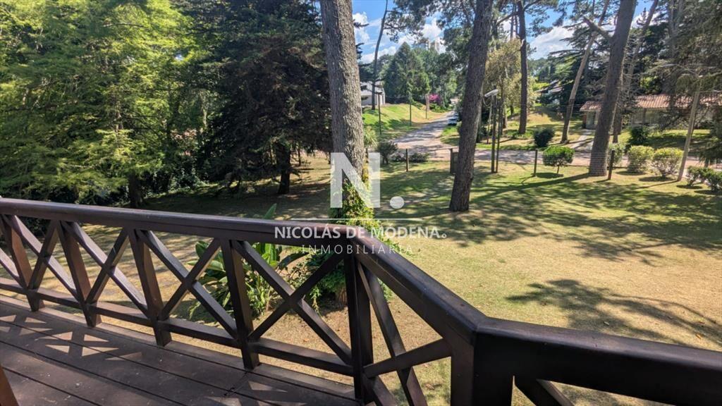 Casa en Mansa de 5 dormitorios - Punta del Este en venta
