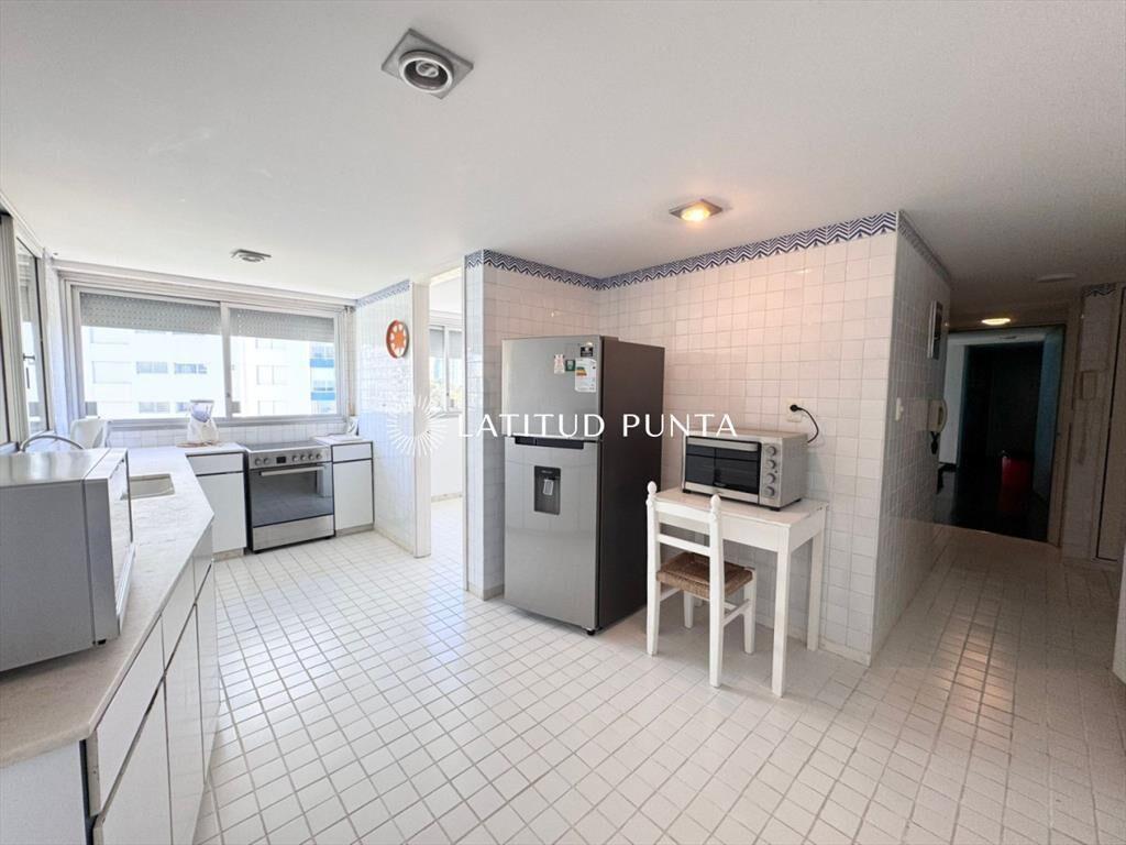 Apartamento en Pez Espada, 4 dormitorios