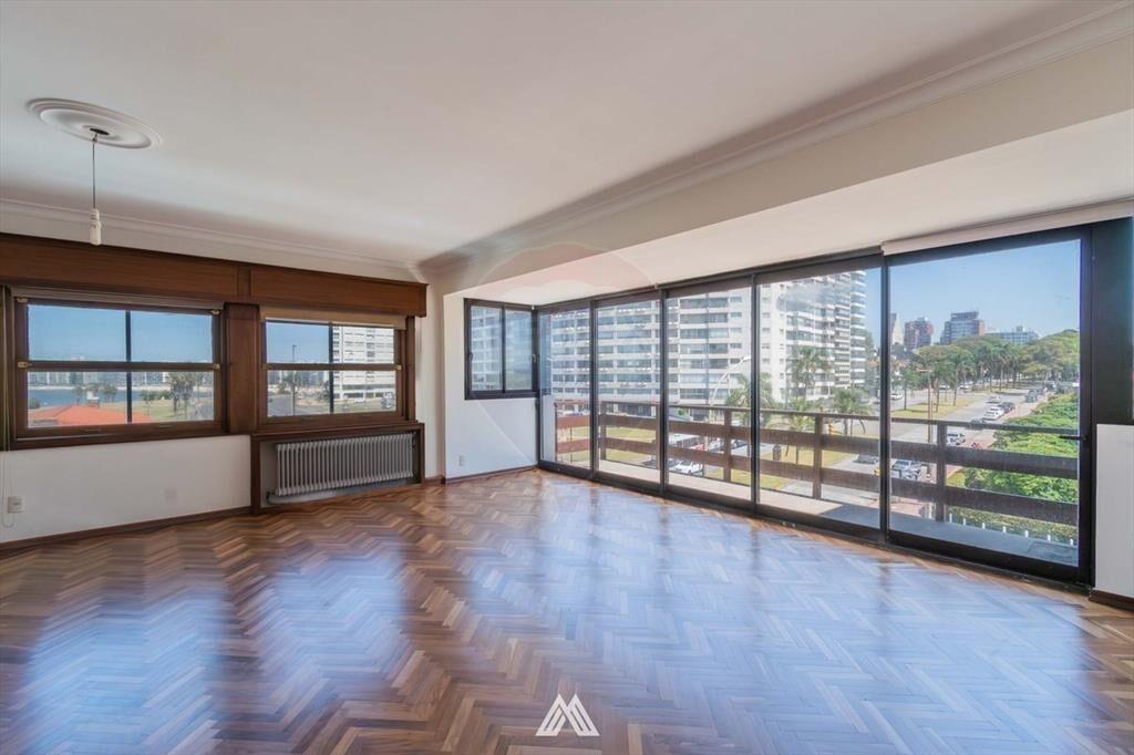 ALQUILER APART 5 DOR  Y SERVICIO RAMBLA DE POCITOS