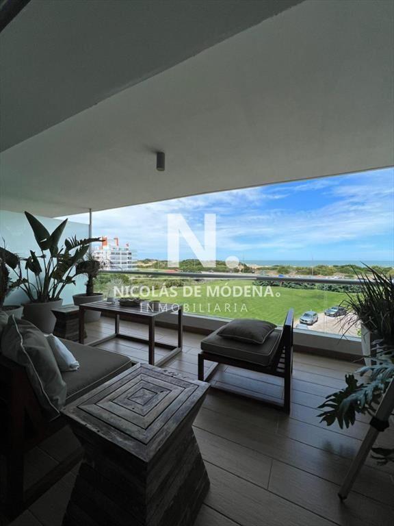 Vende apartamento con vista excelente, 2 en Brava
