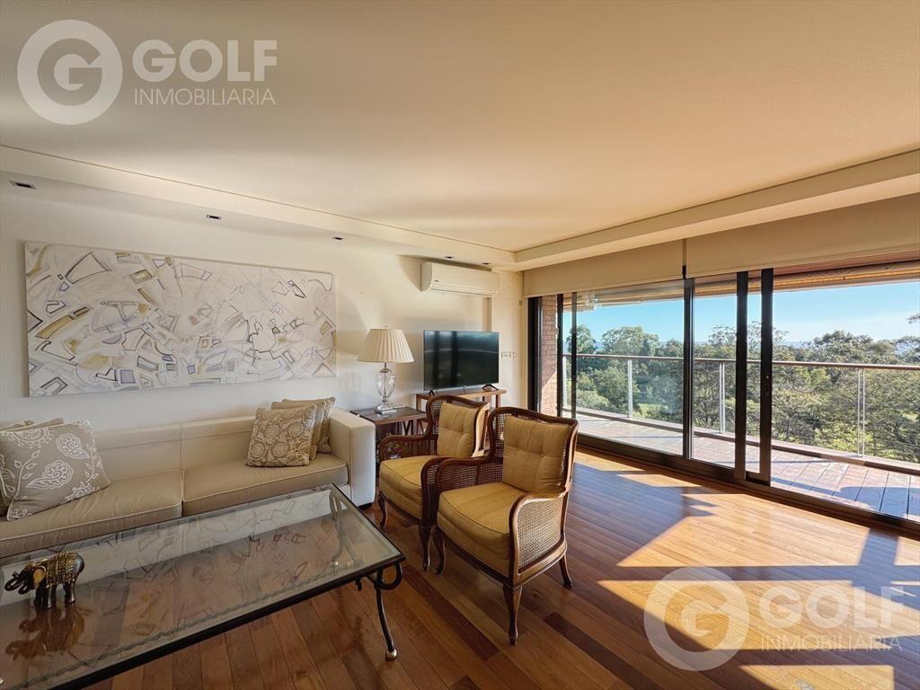 Venta de apartamento 3 dormitorios Servicio completo y co