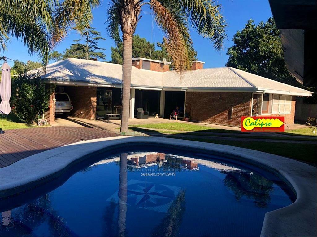 Casa - Atlantida Sur - Venta - 1.700 m2 terreno
