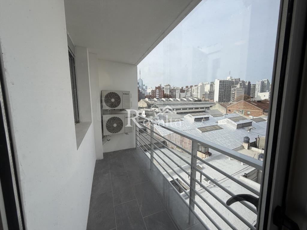 Alquiler un dormitorio a estrenar en tres cruces