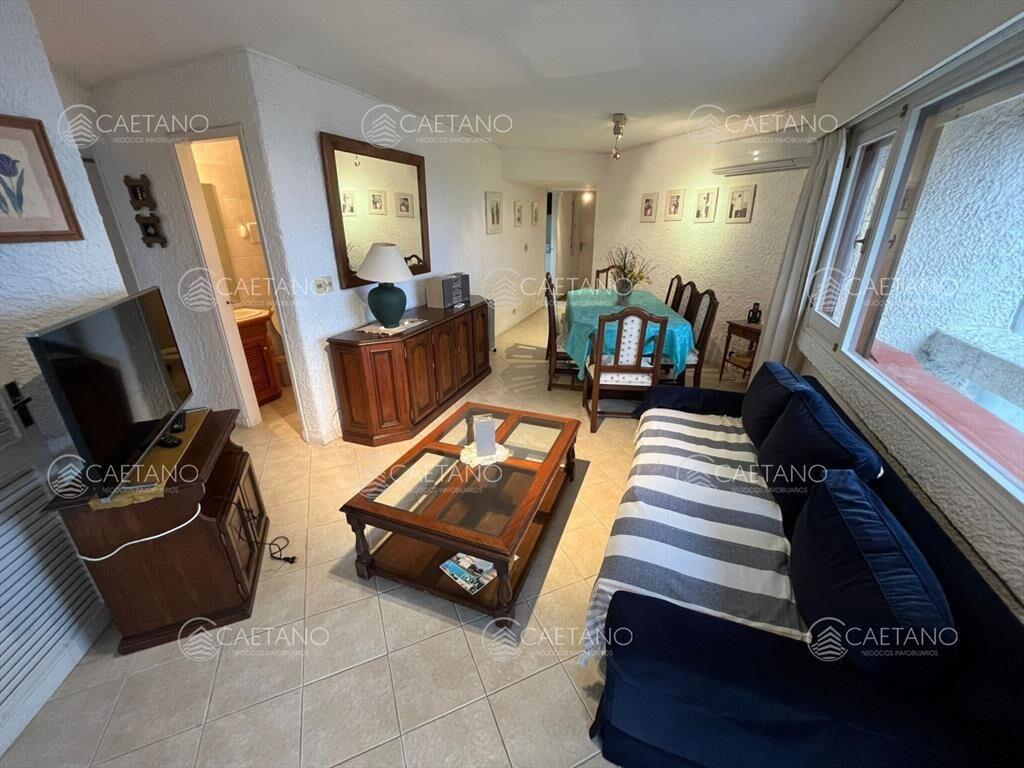 Apartamento en venta en Playa Mansa, punta del