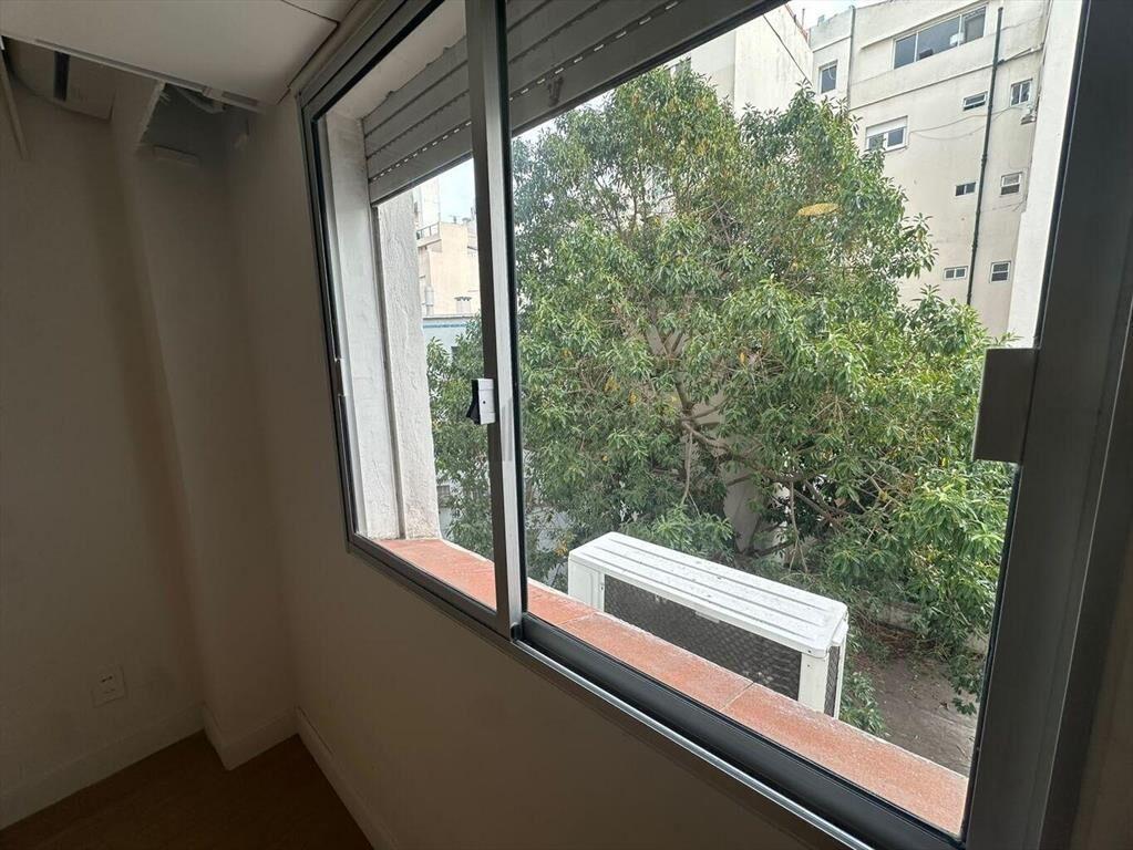 Venta de oficina o consultorio con renta en Pocitos