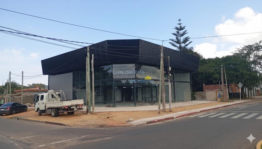 Locales comerciales en Maldonado en Venta , Punta
