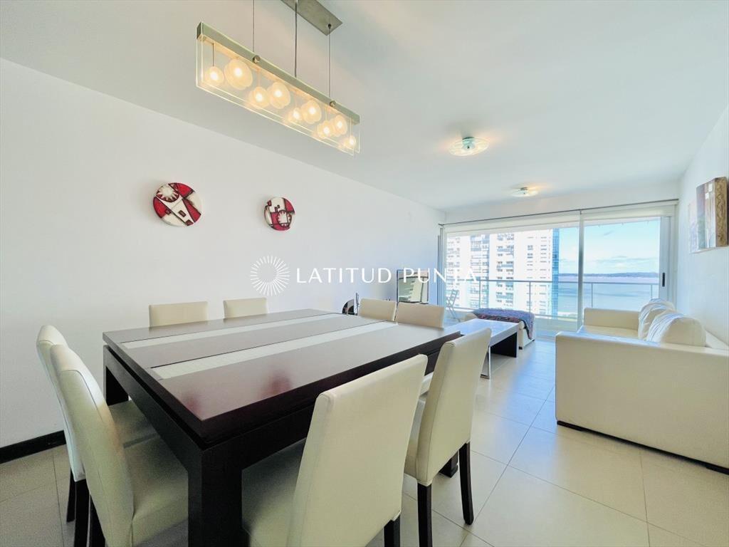 Apartamento en Mansa, 2 dormitorios y parrillero