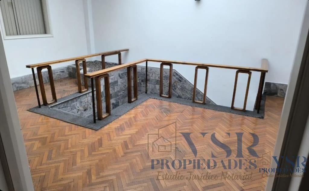 Alquiler casa de altos sin GC uso comercial 6-8 oficinas...