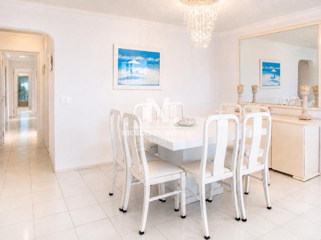 Apartamento de 3 dormitorios en Playa brava
